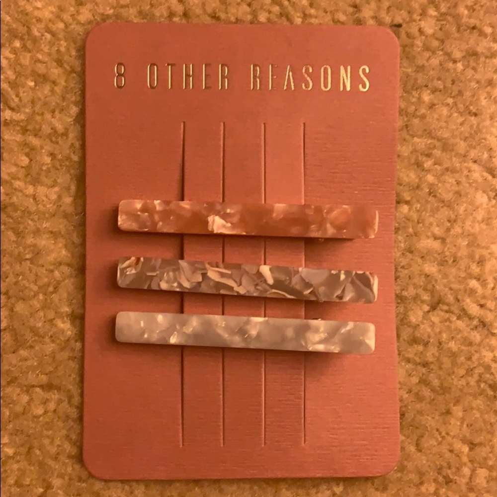 8 Other Reasons Runway Clip Trio